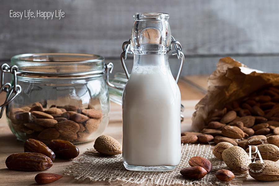 Sữa thực vật (Plant based milk) nằm trong danh sách tổng hợp các loại sữa và sản phẩm từ sữa được ưa chuộng nhất hiện nay.