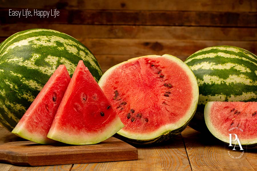 Dưa hấu (Watermelon) nằm trong danh sách tổng hợp các loại trái cây cực tốt cho sức khỏe nên bổ sung hàng ngày.