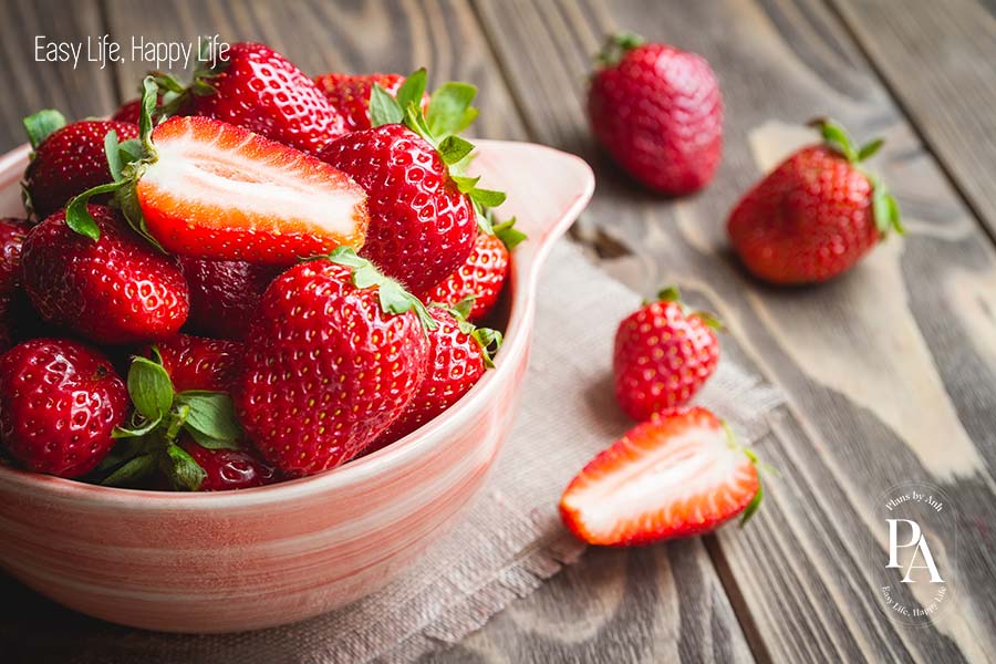 Dâu tây (Strawberry) nằm trong danh sách tổng hợp các loại trái cây ít đường cực tốt cho sức khỏe.