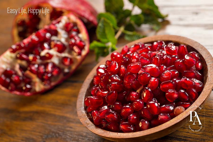 Lựu (Pomegranate) nằm trong danh sách tổng hợp các loại trái cây ít đường cực tốt cho sức khỏe.