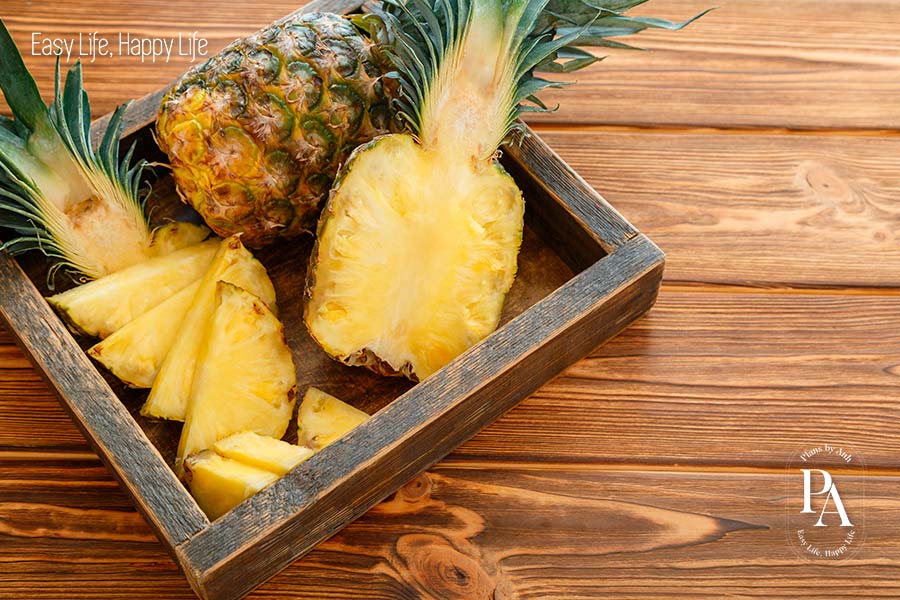 Thơm (Pineapple) nằm trong danh sách tổng hợp các loại trái cây ít đường cực tốt cho sức khỏe.